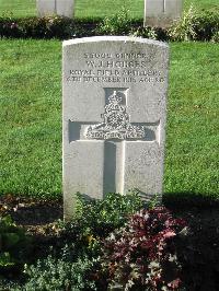 Cite Bonjean Military Cemetery Armentieres - Hodges, W J