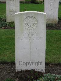 Cite Bonjean Military Cemetery Armentieres - Jackson, T