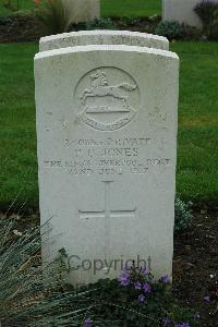 Cite Bonjean Military Cemetery Armentieres - Jones, P G