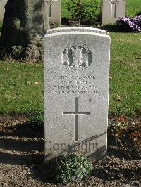 Cite Bonjean Military Cemetery Armentieres - Kerr, C E