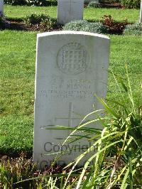 Cite Bonjean Military Cemetery Armentieres - Kidner, Frederick Elworthy