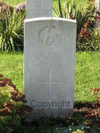 Cite Bonjean Military Cemetery Armentieres - Kitching, W