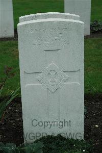 Cite Bonjean Military Cemetery Armentieres - Kyle, J