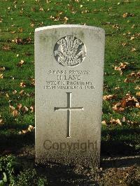 Cite Bonjean Military Cemetery Armentieres - Lane, H