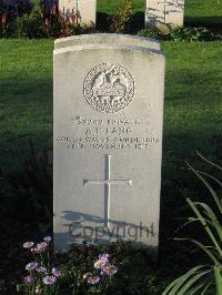 Cite Bonjean Military Cemetery Armentieres - Lang, A C