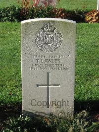 Cite Bonjean Military Cemetery Armentieres - Lawler, T