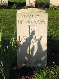 Cite Bonjean Military Cemetery Armentieres - Leigh, James