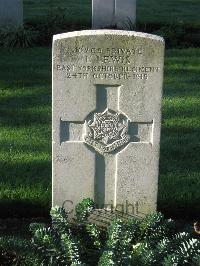 Cite Bonjean Military Cemetery Armentieres - Lewis, E