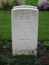 Cite Bonjean Military Cemetery Armentieres - Litherland, William