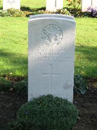 Cite Bonjean Military Cemetery Armentieres - MacLeod, H