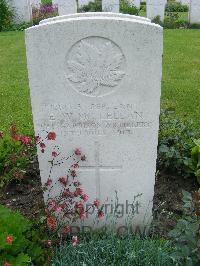 Cite Bonjean Military Cemetery Armentieres - McLellan, E W