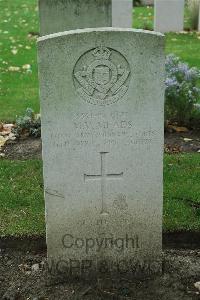 Cite Bonjean Military Cemetery Armentieres - Meads, Milne Vickery