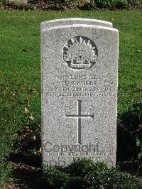 Cite Bonjean Military Cemetery Armentieres - Mills, Hurtle Samuel