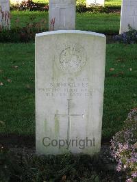 Cite Bonjean Military Cemetery Armentieres - Mirrilees, S