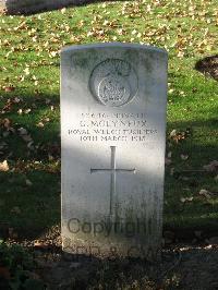 Cite Bonjean Military Cemetery Armentieres - Molyneux, G