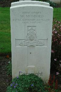 Cite Bonjean Military Cemetery Armentieres - Mumford, W