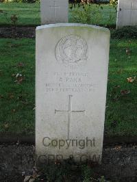 Cite Bonjean Military Cemetery Armentieres - Parr, A