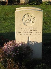 Cite Bonjean Military Cemetery Armentieres - Pearson, M A