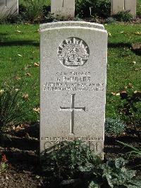 Cite Bonjean Military Cemetery Armentieres - Peebles, George