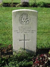 Cite Bonjean Military Cemetery Armentieres - Perkins, W