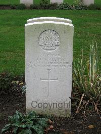 Cite Bonjean Military Cemetery Armentieres - Phillips, John Clarke