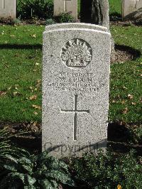 Cite Bonjean Military Cemetery Armentieres - Pinch, William James