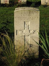 Cite Bonjean Military Cemetery Armentieres - Potter, P