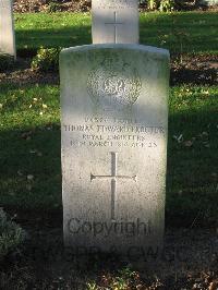 Cite Bonjean Military Cemetery Armentieres - Procter, Thomas Edward