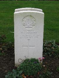 Cite Bonjean Military Cemetery Armentieres - Quigley, Thomas Joseph