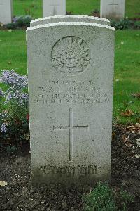 Cite Bonjean Military Cemetery Armentieres - Richards, William Arthur Leslie