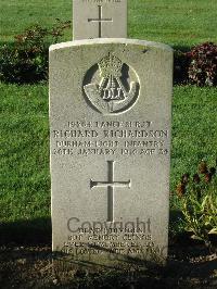 Cite Bonjean Military Cemetery Armentieres - Richardson, Richard