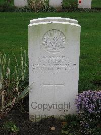 Cite Bonjean Military Cemetery Armentieres - Richmond, William James