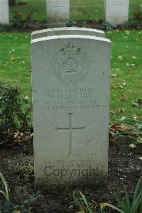 Cite Bonjean Military Cemetery Armentieres - Ritchie, William Hamilton