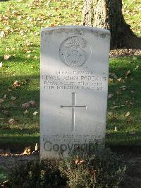 Cite Bonjean Military Cemetery Armentieres - Roberts, Lewis John