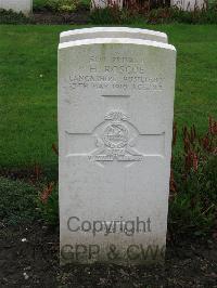 Cite Bonjean Military Cemetery Armentieres - Roscoe, H