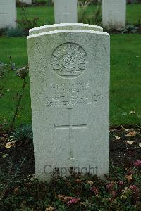 Cite Bonjean Military Cemetery Armentieres - Shaw, Leonard Joseph