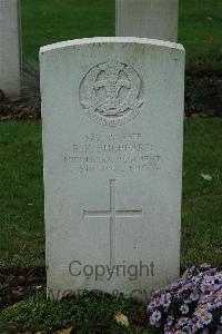 Cite Bonjean Military Cemetery Armentieres - Sheppard, F P