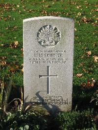 Cite Bonjean Military Cemetery Armentieres - Skinner, Hickson Henry