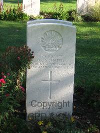 Cite Bonjean Military Cemetery Armentieres - Smith, Charles Joseph