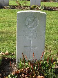 Cite Bonjean Military Cemetery Armentieres - Smith, G