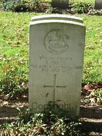 Cite Bonjean Military Cemetery Armentieres - Smith, R