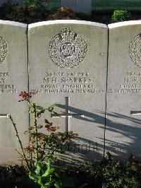 Cite Bonjean Military Cemetery Armentieres - Sparkes, Maurice Henry