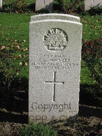 Cite Bonjean Military Cemetery Armentieres - Spencer, Francis Eadson