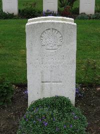 Cite Bonjean Military Cemetery Armentieres - Taylor, Ernest Albert