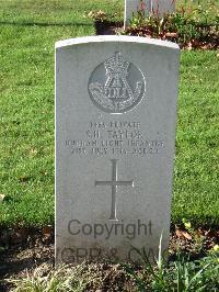 Cite Bonjean Military Cemetery Armentieres - Taylor, Samuel Herbert