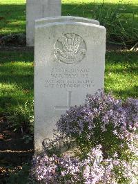 Cite Bonjean Military Cemetery Armentieres - Taylor, W A