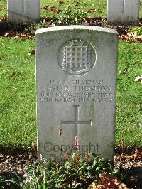 Cite Bonjean Military Cemetery Armentieres - Thomson, Leslie