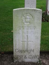 Cite Bonjean Military Cemetery Armentieres - Tomsett, A