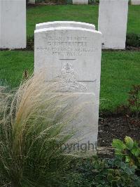 Cite Bonjean Military Cemetery Armentieres - Totterdell, G