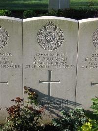 Cite Bonjean Military Cemetery Armentieres - Vaughan, Sidney Josiah